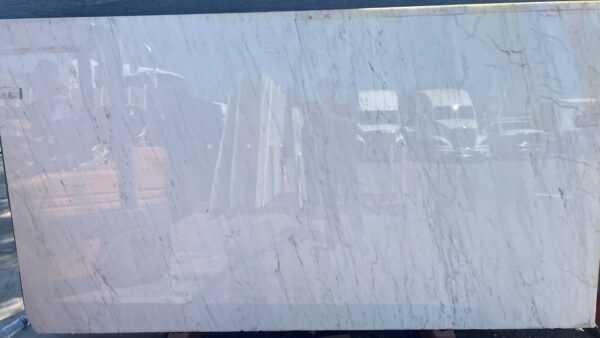 Bianco Delicato
Honed 2cm