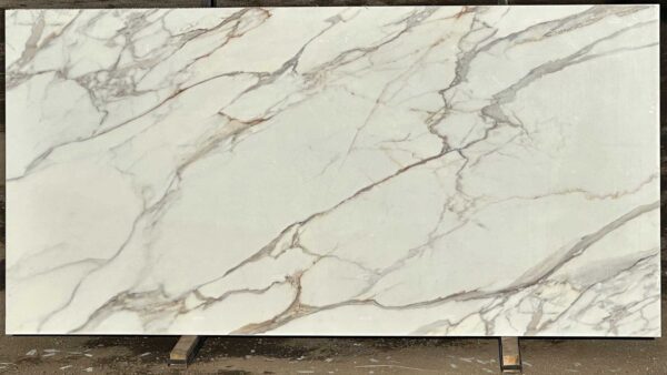 Calacatta Dorado
12mm