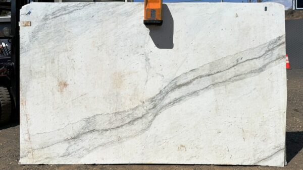 Calcutta Mistral
Extra Polished 2cm